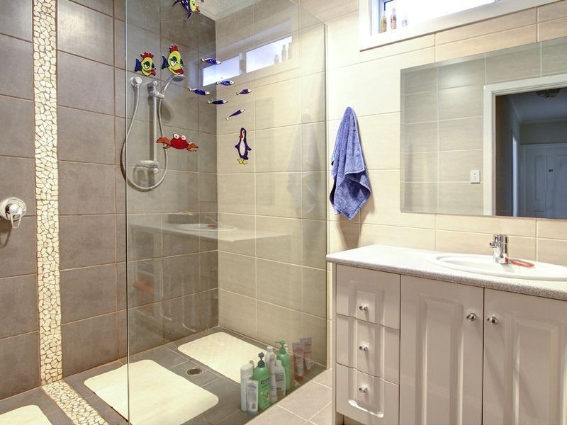 15 Cass Street, Rosebud VIC 3939