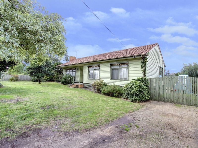 5 Warraburra Avenue, Rosebud VIC 3939