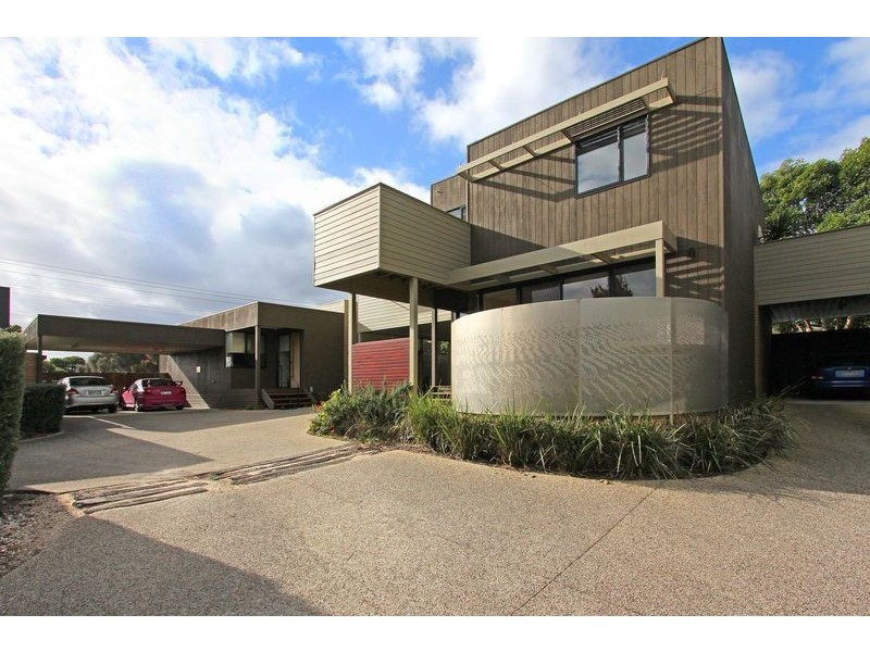 2/183 Eastbourne Road, Rosebud VIC 3939
