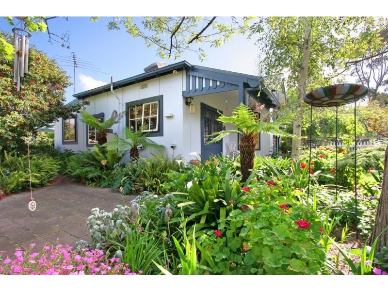 15 Mount View Road, Rosebud VIC 3939