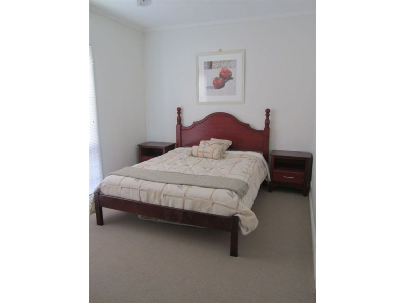 50 Boneo Road, Rosebud VIC 3939