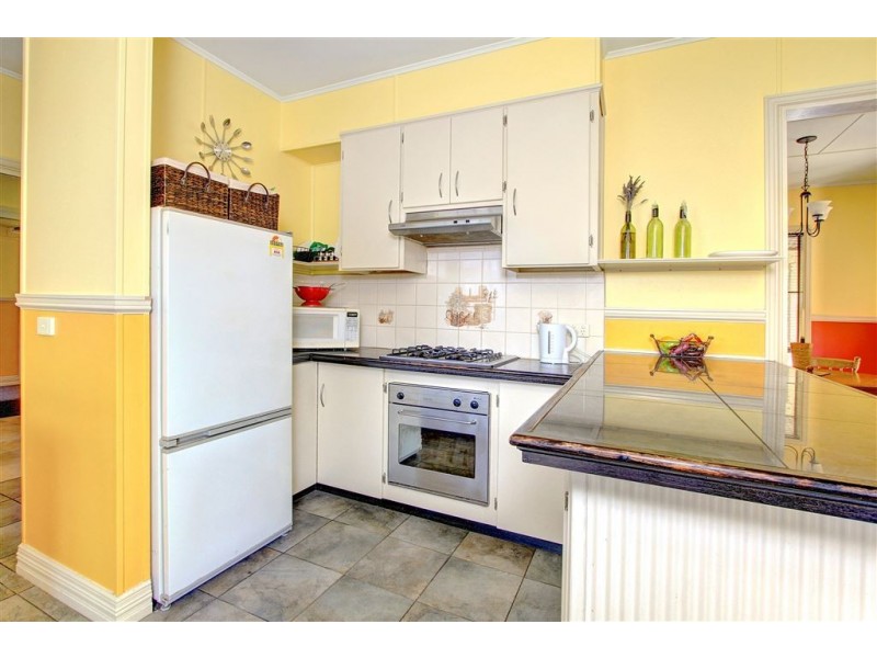 2 Sandpiper Court, Rosebud VIC 3939