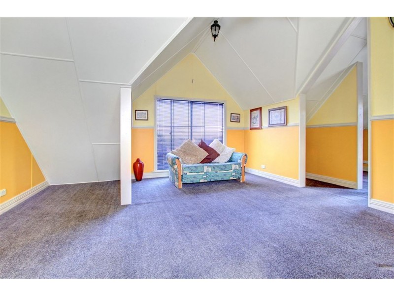 2 Sandpiper Court, Rosebud VIC 3939