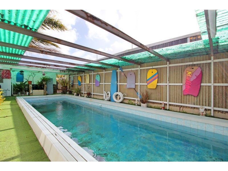 94 Eighth Ave, Rosebud VIC 3939