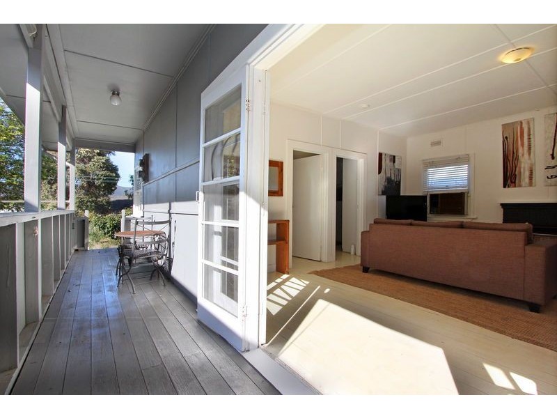 80 Ninth Avenue, Rosebud VIC 3939