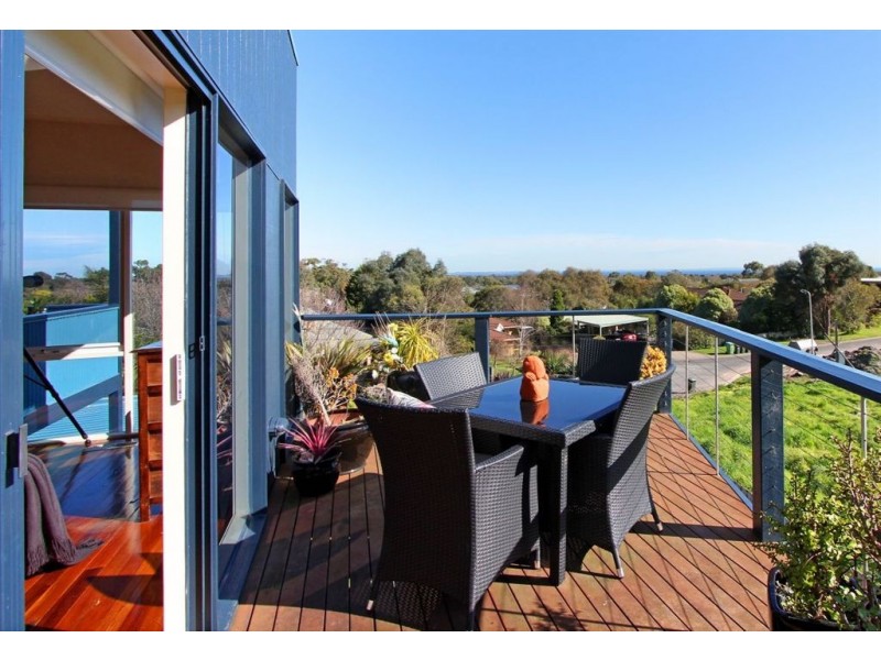 27 Seaview Close, Rosebud VIC 3939