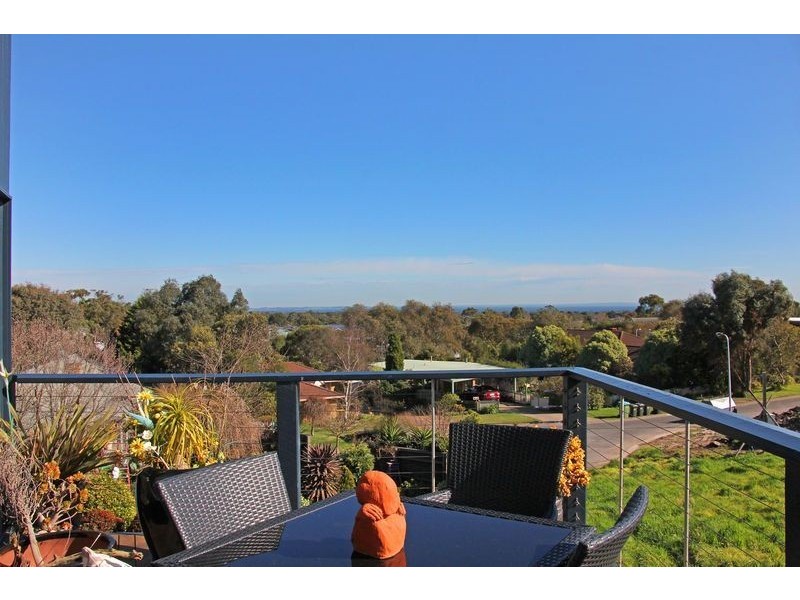 27 Seaview Close, Rosebud VIC 3939