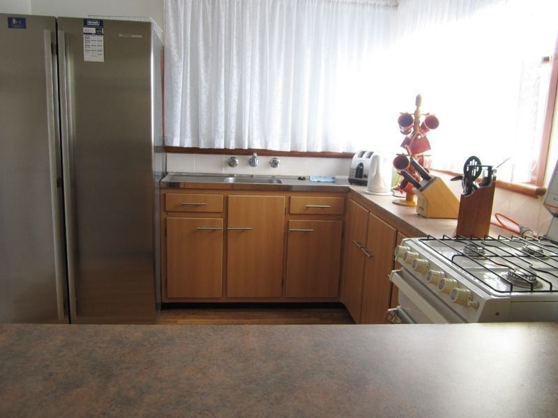 70 Ninth Avenue, Rosebud VIC 3939