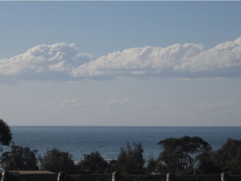 34 Ninth Avenue, Rosebud VIC 3939