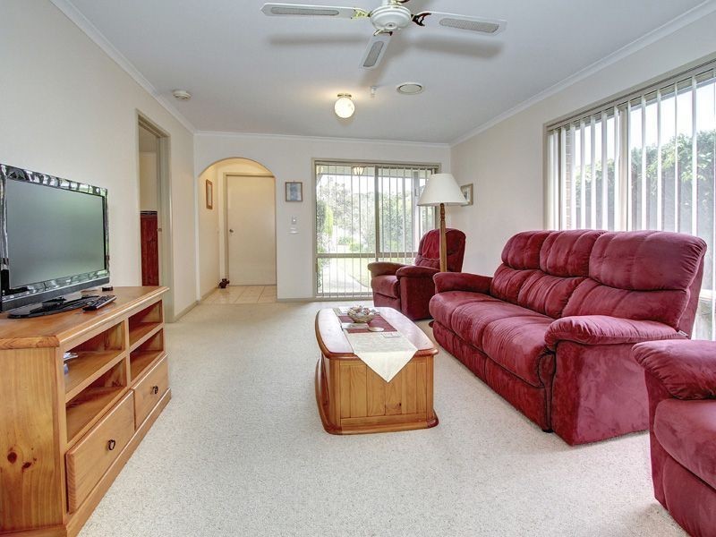 5 Second Avenue, Rosebud VIC 3939