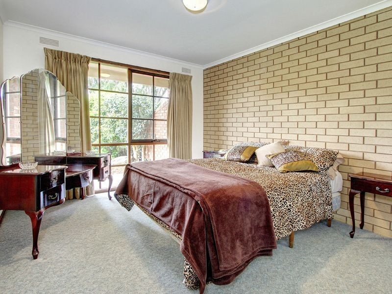 10 Wyuna Street, Rosebud West VIC 3940