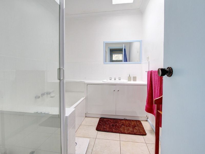 2/22 Whitehead Grove, Rosebud West VIC 3940