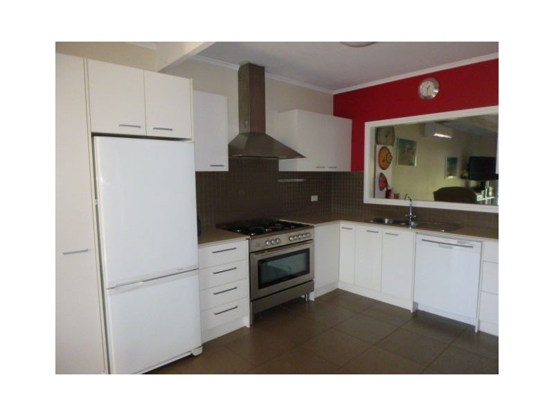 15 Lyon Street, Rosebud VIC 3939