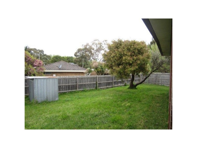 13 Cootamundra Ave, Rosebud West VIC 3940