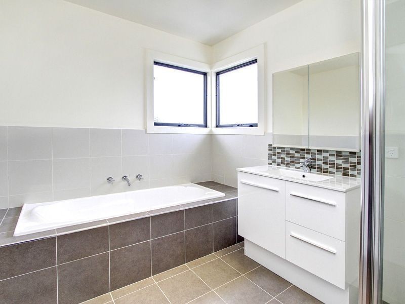 2a Baroda Street, Rosebud VIC 3939