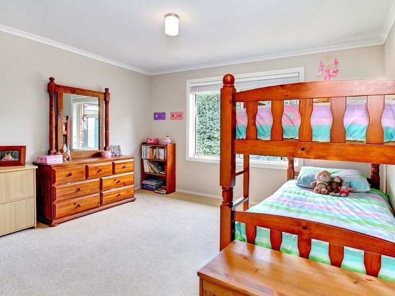 8 Leisure Way North, Rosebud VIC 3939