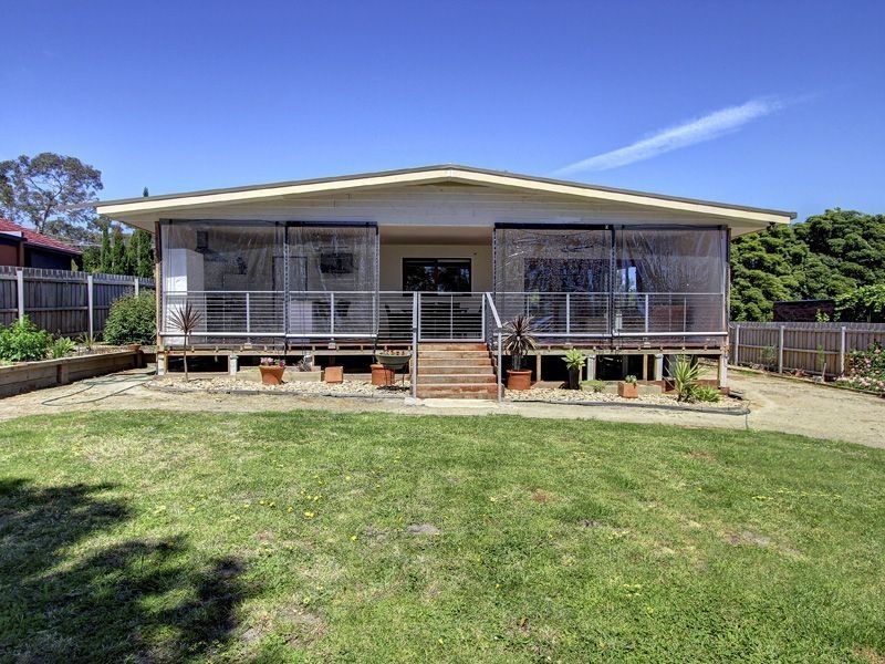 110 Cinerama Crescent, Mccrae VIC 3938