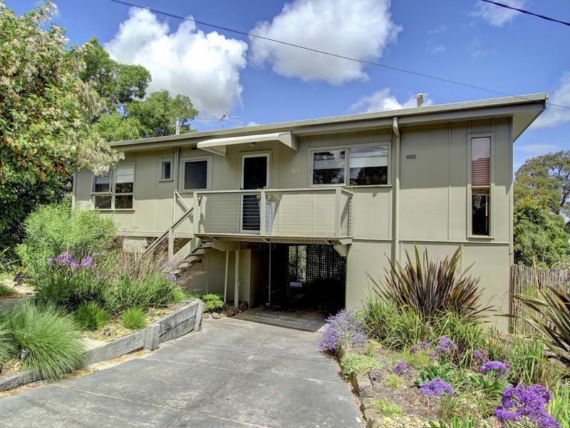 99 Cinerama Crescent, Mccrae VIC 3938