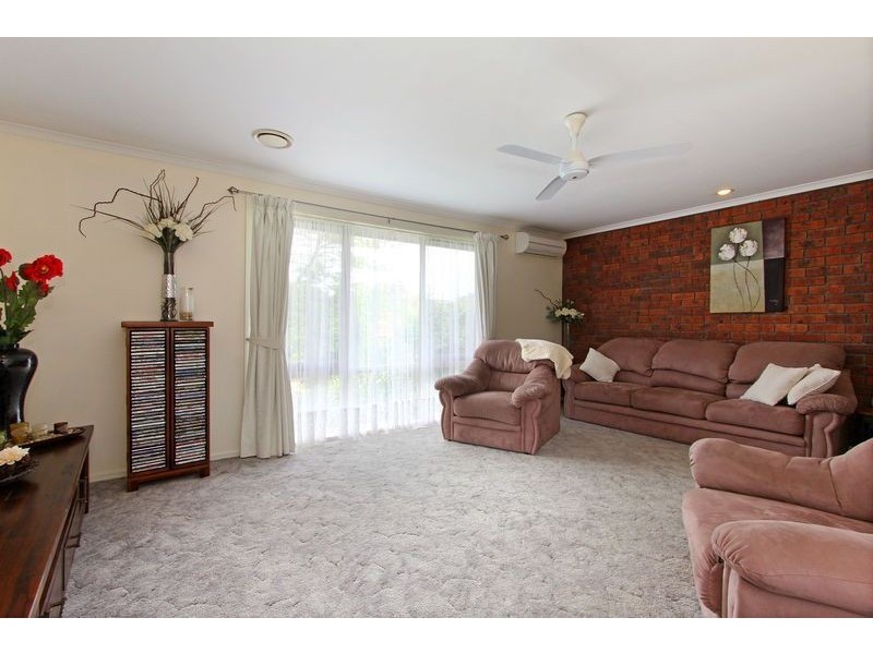 62 Allambi Avenue, Rosebud West VIC 3940