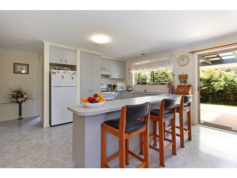 62 Allambi Avenue, Rosebud West VIC 3940