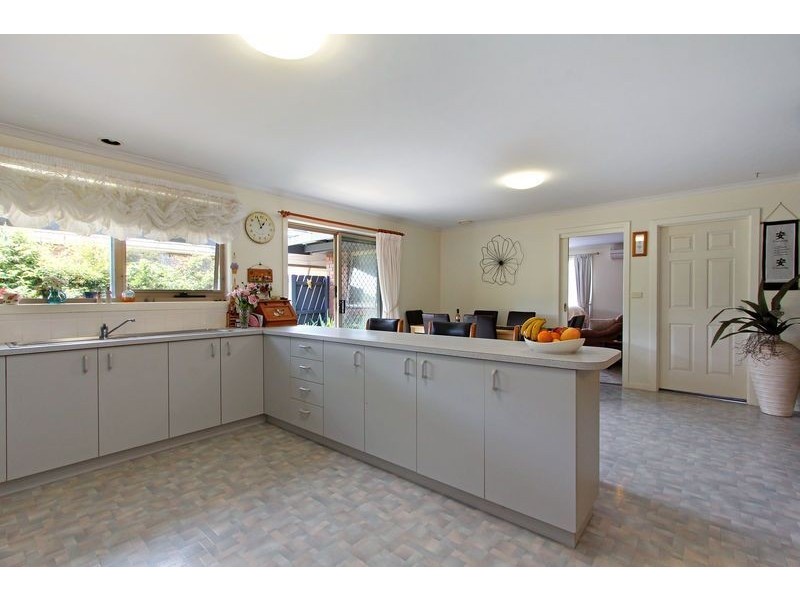 62 Allambi Avenue, Rosebud West VIC 3940