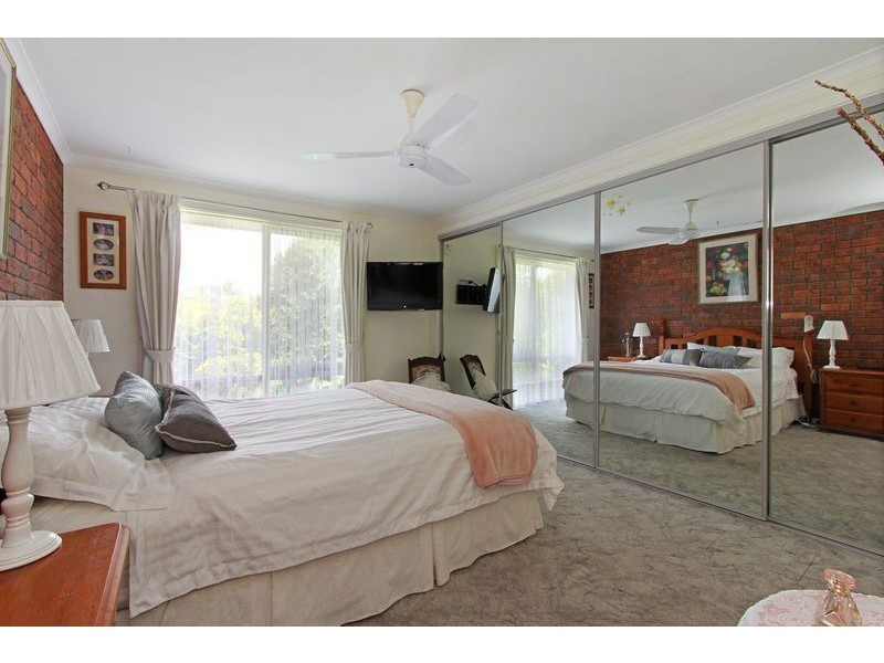 62 Allambi Avenue, Rosebud West VIC 3940