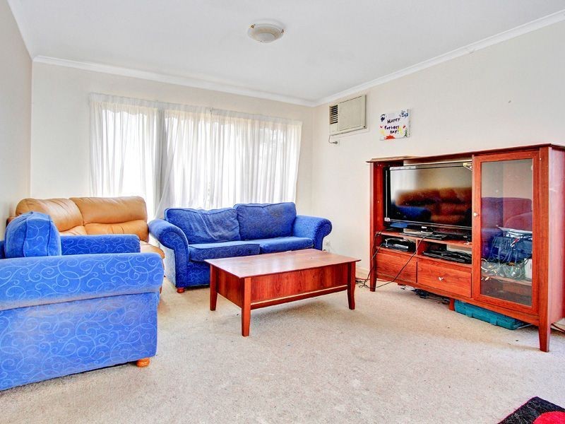 218 Eighth Avenue, Rosebud VIC 3939