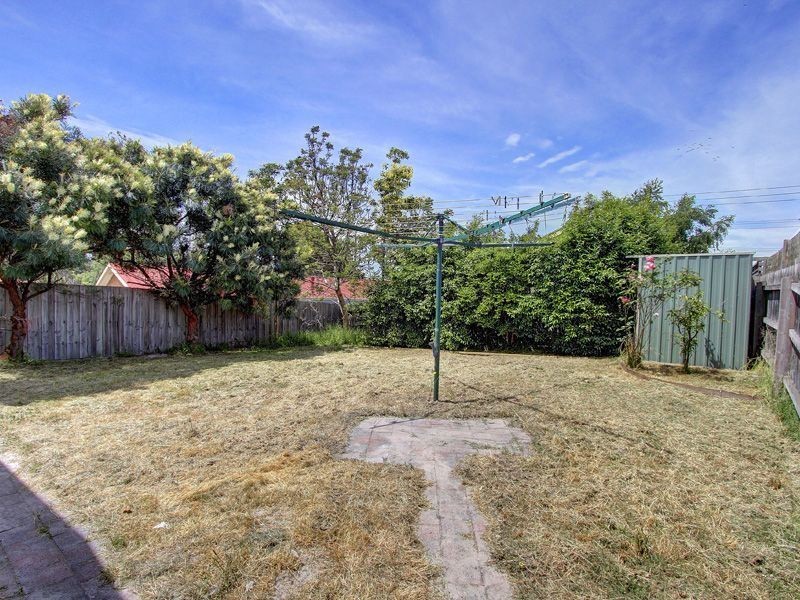 218 Eighth Avenue, Rosebud VIC 3939