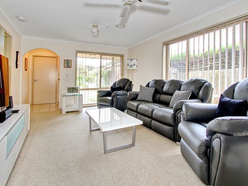 5 Second Avenue, Rosebud VIC 3939