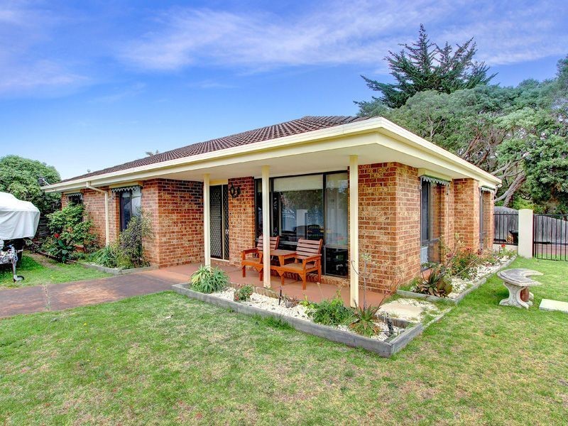 17 Richardson St, Rye VIC 3941
