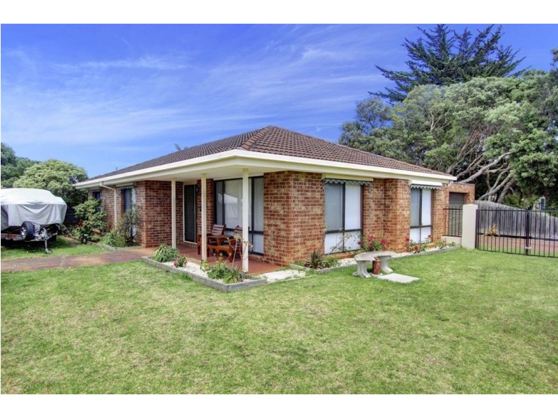 17 Richardson St, Rye VIC 3941