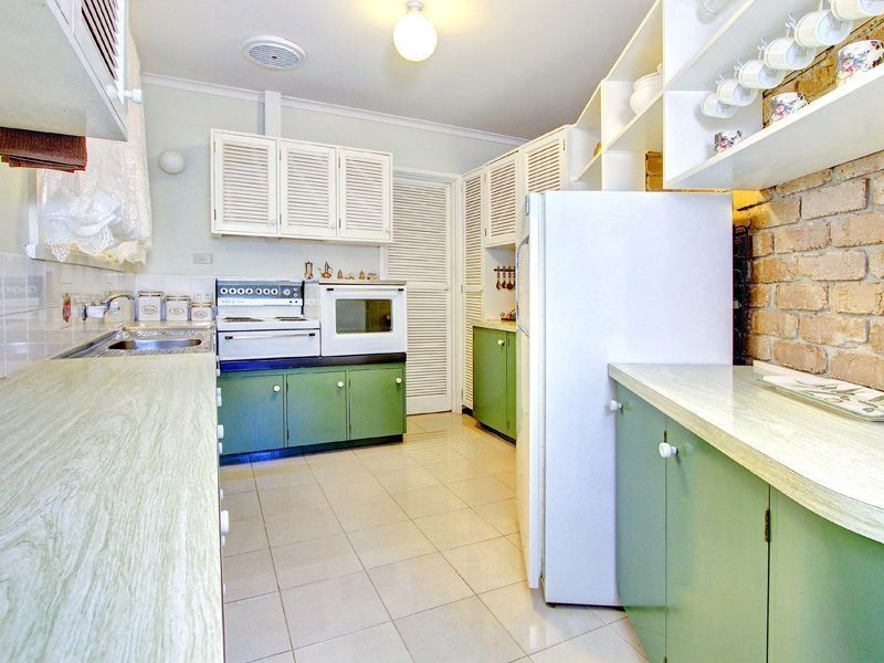 5 Woodthorpe Road, Rosebud West VIC 3940