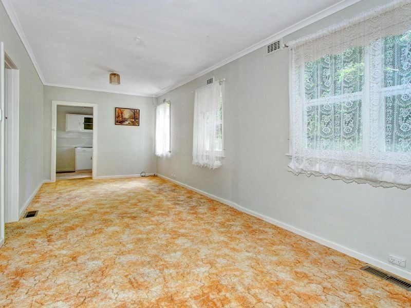 5 Woodthorpe Road, Rosebud West VIC 3940