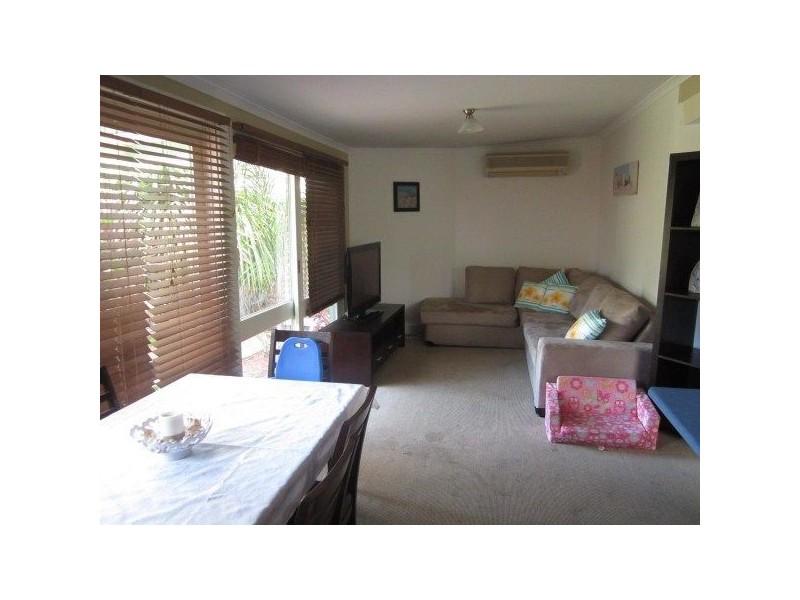 64 Foam Street, Rosebud VIC 3939