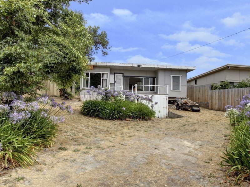 387 Eastbourne Road, Rosebud VIC 3939