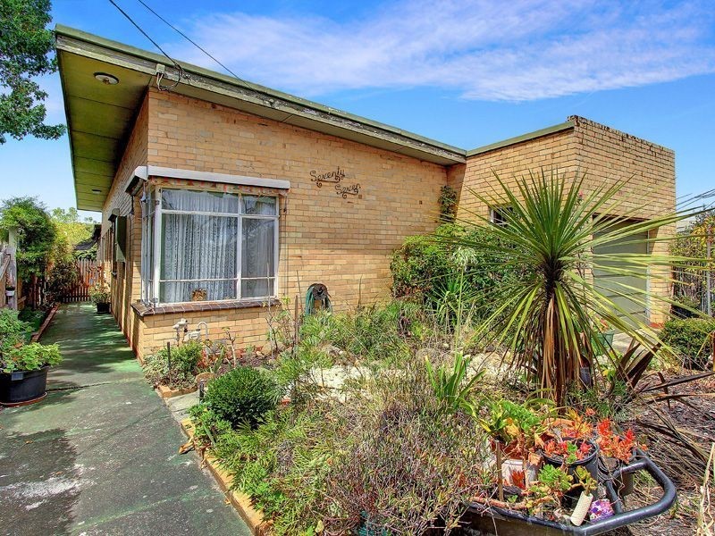 77 Ninth Avenue, Rosebud VIC 3939