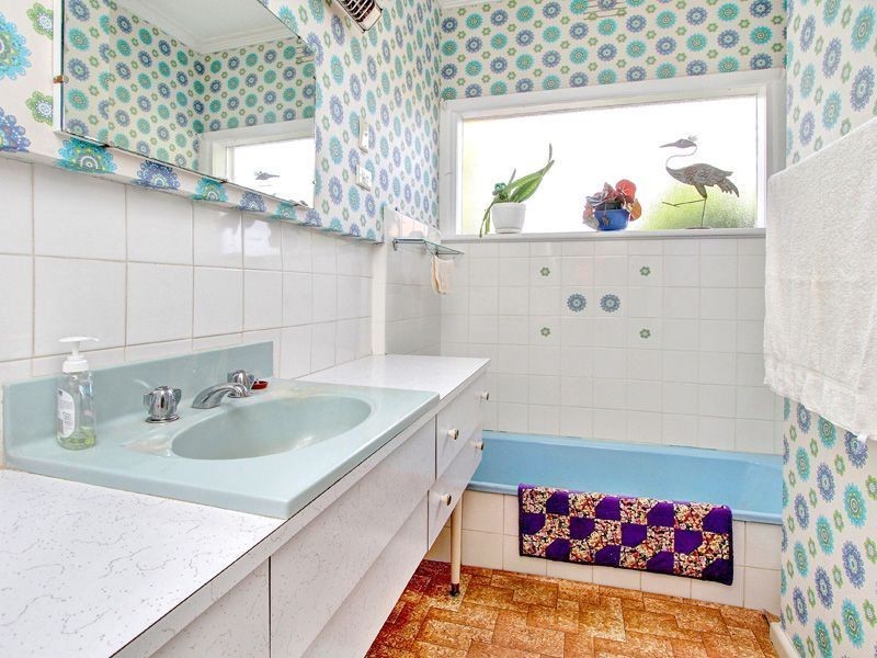 77 Ninth Avenue, Rosebud VIC 3939