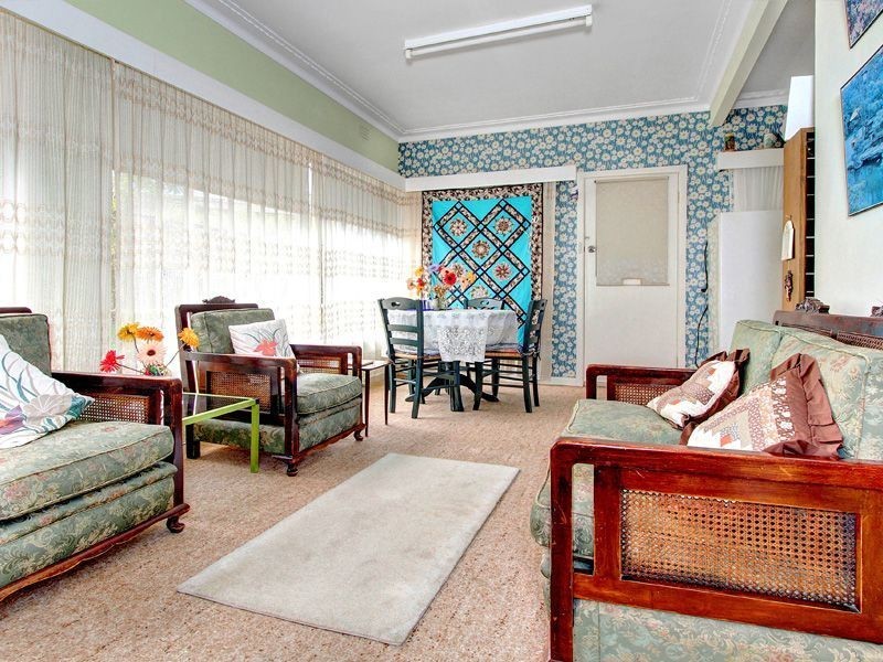 77 Ninth Avenue, Rosebud VIC 3939