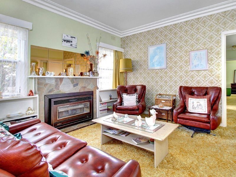 77 Ninth Avenue, Rosebud VIC 3939