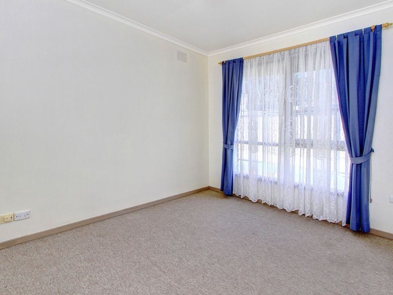 2/27 Barragowa Drive, Rosebud West VIC 3940