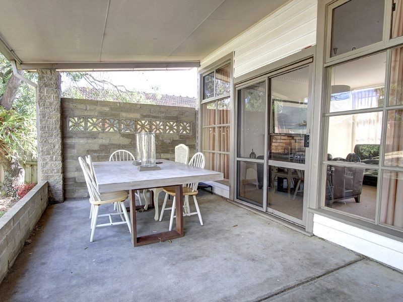 92-94 Fifth Avenue, Rosebud VIC 3939