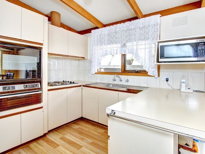 13 Sundew Avenue, Rosebud West VIC 3940