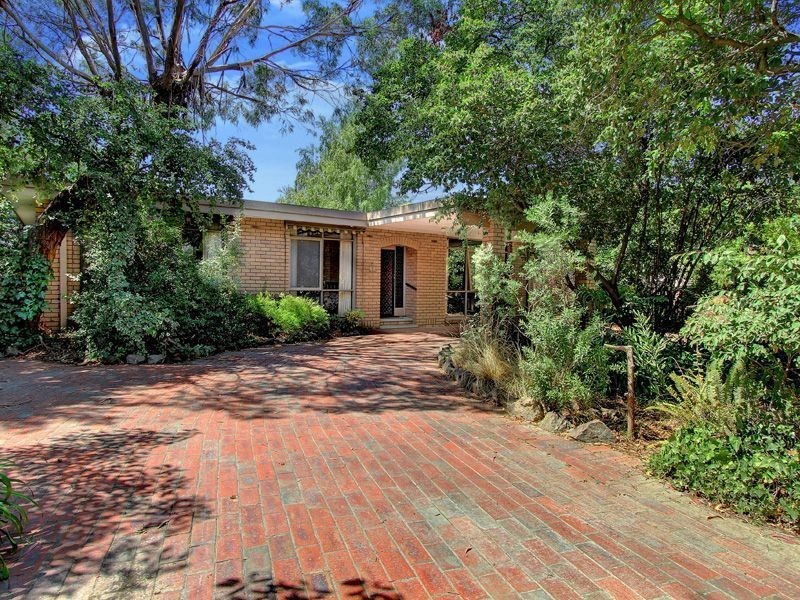 3 Woodthorpe Road, Rosebud West VIC 3940