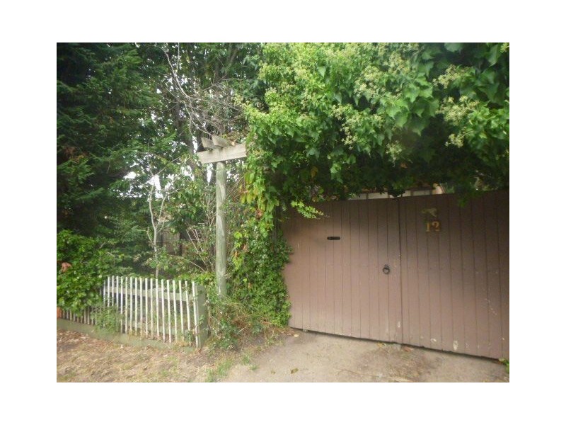 12 Woonton Ave, Rosebud VIC 3939