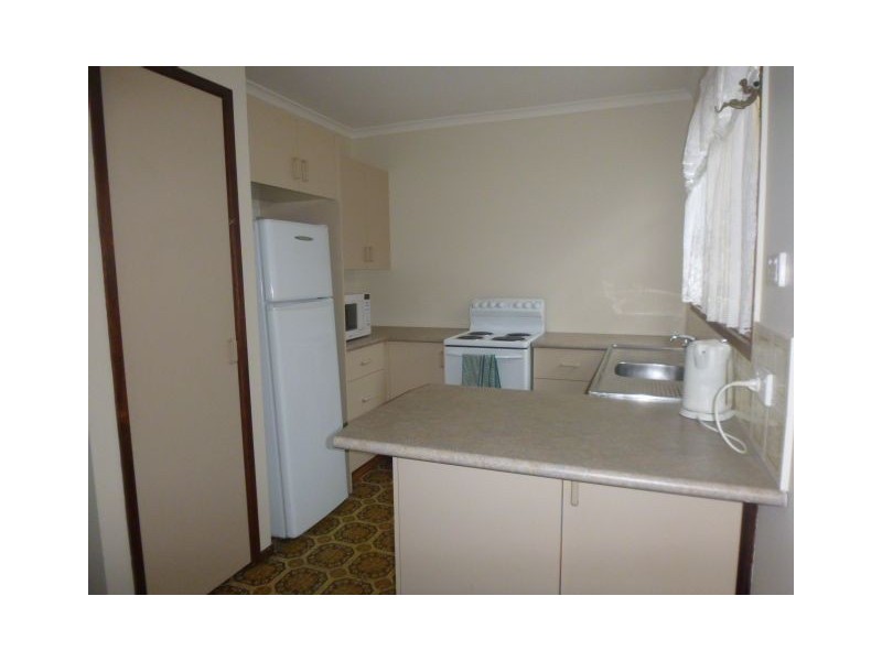 85 Spray Street,, Rosebud VIC 3939