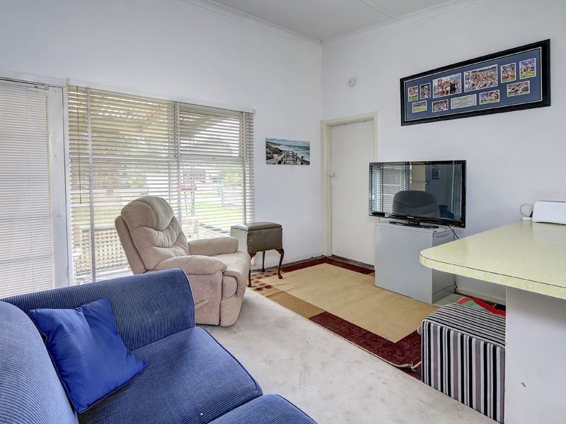 73 Spray Street, Rosebud VIC 3939