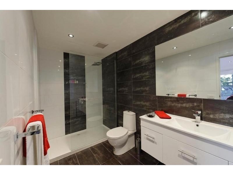 12 Banks Street, Mccrae VIC 3938