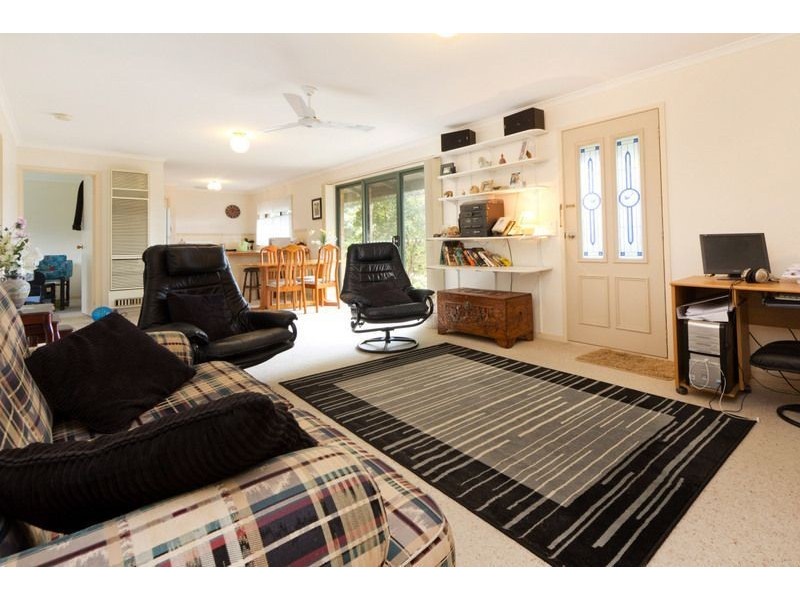 77 Woonton Crescent, Rosebud VIC 3939