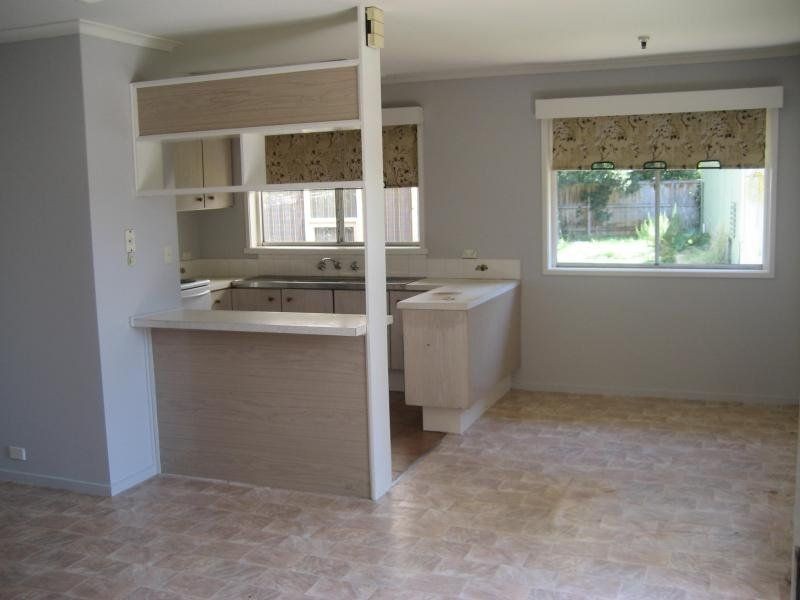 6 The Avenue, Mccrae VIC 3938