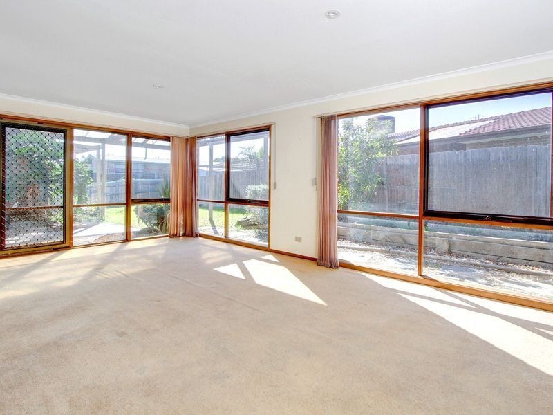 244 Eastbourne Rd, Rosebud VIC 3939